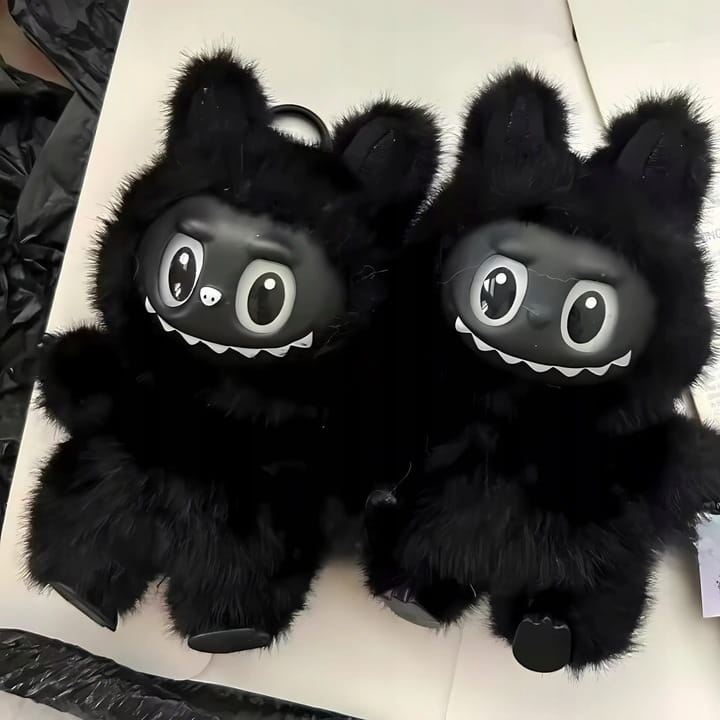 MASKOTKA-LALKA-LALECZKA-BRELOK-FIGURKA-PLUSZAK-NIESPODZIANKA-LABUBU-Kod-producenta-5312-8.jpeg