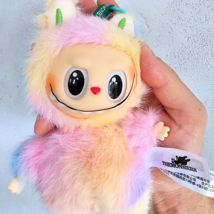 MASKOTKA-BRELOK-LABUBU-SERIA-4-SECRET-FIGURKA-PLUSZOWA-NIESPODZIANKA-LALKA-Plec-chlopcy-dziewczynki-unisex.jpeg